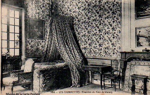 Carte postale ancienne représentant la chambre de madame de Warens dans la maison des Charmettes.