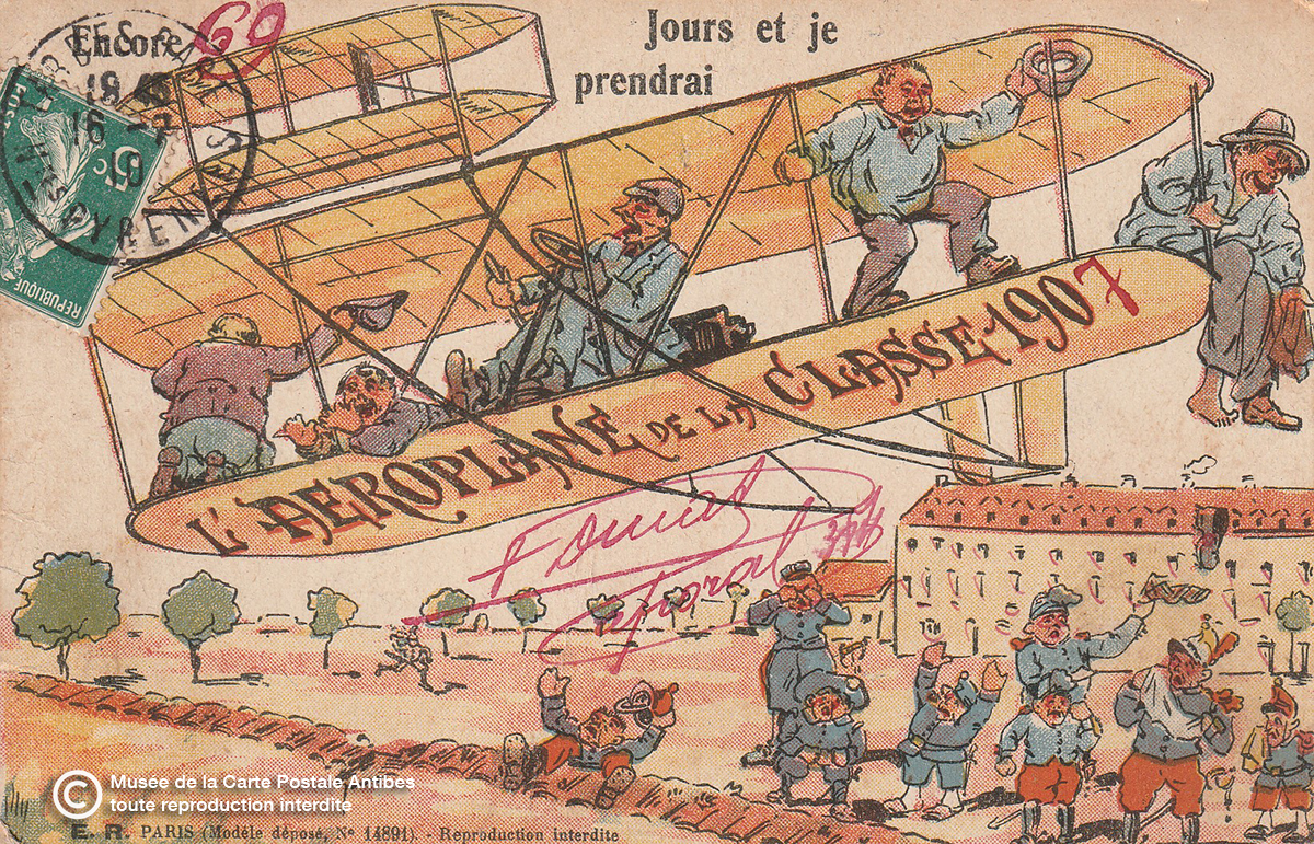 Carte postale l’aéroplane de la classe 1907. Création non signée par l’illustrateur. Edition E.R. Paris Modèle déposé N° 14891. Photogravure colorisée.